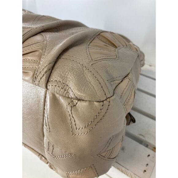 COACH 16504 LARGE SIGNATURE PRINT BONE COLOR SHOULDER BAG - Picture 8 of 16